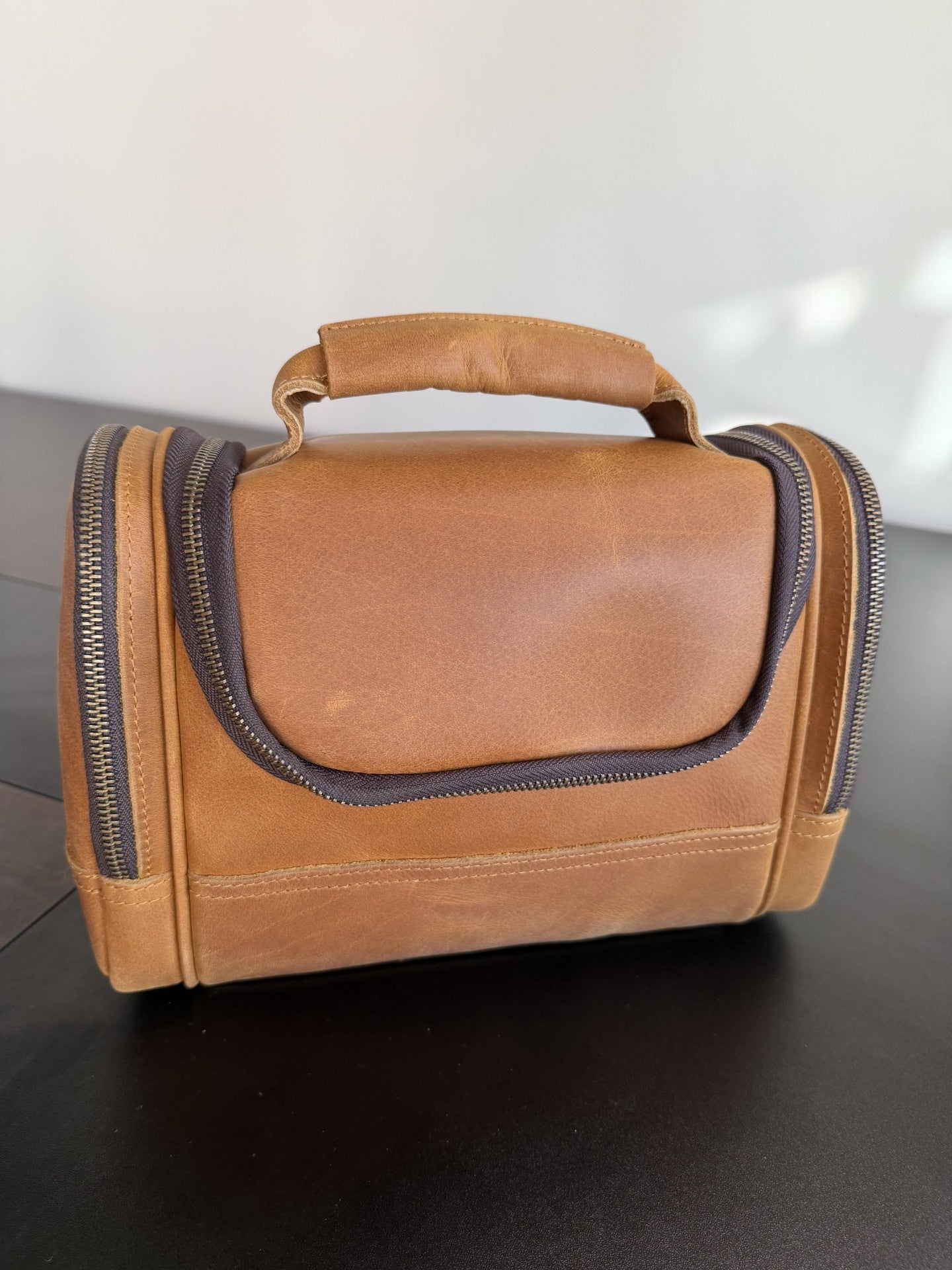 Personalized Leather Dopp Kit Bag, Laser Engraved Men’s Toiletry Bag, Full Grain Leather Toiletry Bag, Gift for Him, Groomsmen